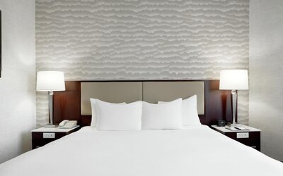 DoubleTree Suites by Hilton Phoenix