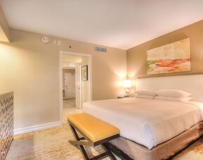 Hilton Phoenix Resort at the Peak