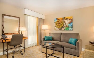 Hilton Phoenix Resort at the Peak