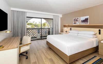 Hilton Phoenix Resort at the Peak