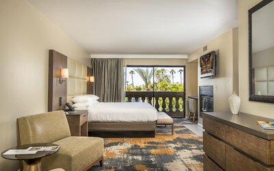 Hilton Phoenix Resort at the Peak