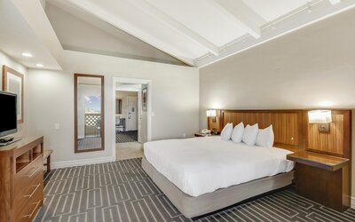 Signature Suite, 1 King Bed