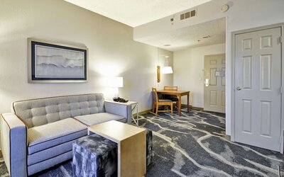 Homewood Suites by Hilton Phoenix-Biltmore