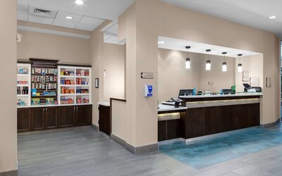 Homewood Suites by Hilton Phoenix Airport South