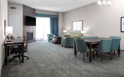 Homewood Suites by Hilton Phoenix Airport South