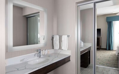 Homewood Suites by Hilton Phoenix Airport South