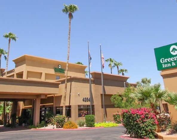 GreenTree Inn & Suites Phoenix Sky Harbor