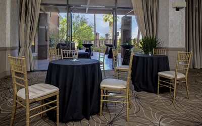 Embassy Suites by Hilton Phoenix Scottsdale