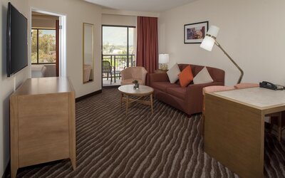 Embassy Suites by Hilton Phoenix Scottsdale