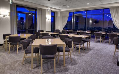 Embassy Suites by Hilton Phoenix Scottsdale