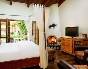 Hermosa Inn