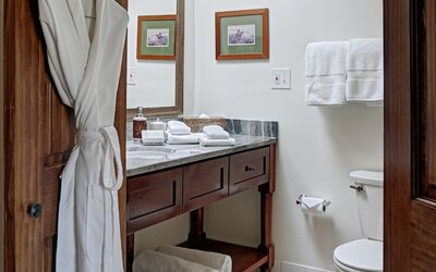 Hermosa Inn