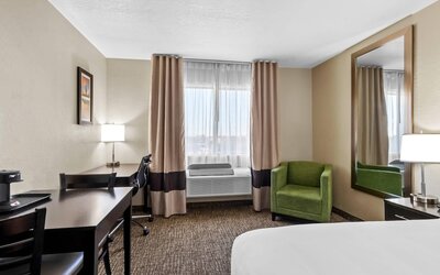 Comfort Inn & Suites Surprise Near Sun City West