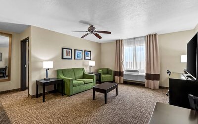 Comfort Inn & Suites Surprise Near Sun City West