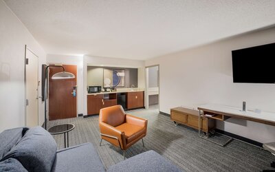 Room, 2 Queen Beds, Accessible (HEARING)