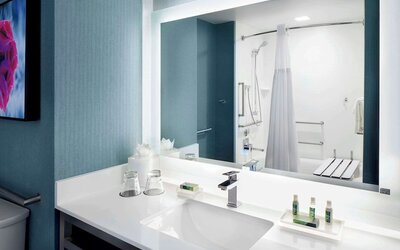 Cambria Hotel Phoenix Chandler - Fashion Center