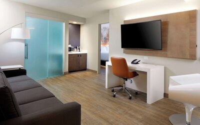 Cambria Hotel Phoenix Chandler - Fashion Center
