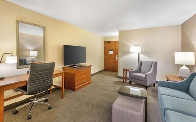 Drury Plaza Hotel Phoenix Tempe