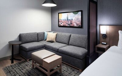 Hyatt Place Tempe / Phoenix / University
