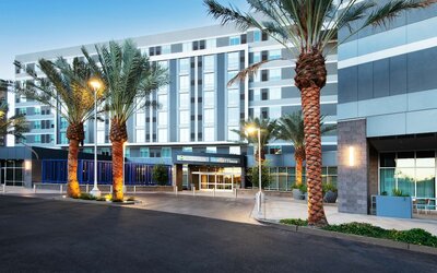 Hyatt Place Tempe / Phoenix / University