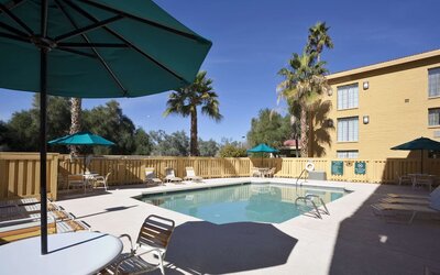 La Quinta Inn by Wyndham Phoenix Sky Harbor Airport