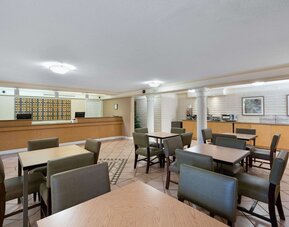 La Quinta Inn by Wyndham Phoenix Sky Harbor Airport