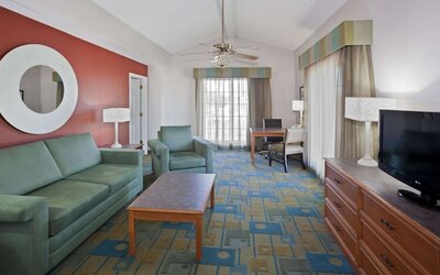 La Quinta Inn by Wyndham Phoenix Sky Harbor Airport