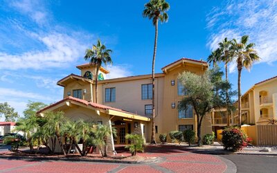 La Quinta Inn by Wyndham Phoenix Sky Harbor Airport