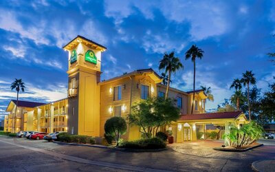 La Quinta Inn by Wyndham Phoenix Sky Harbor Airport