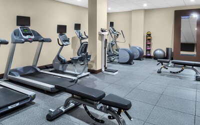 Fitness center at Hampton Inn & Suites Los Angeles/ Hollywood.