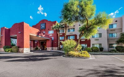Red Lion Inn & Suites Goodyear Phoenix