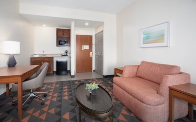 Holiday Inn & Suites Goodyear - West Phoenix Area by IHG