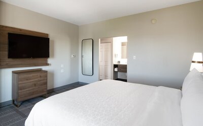 Staybridge Suites Phoenix - Glendale Sports Dist by IHG