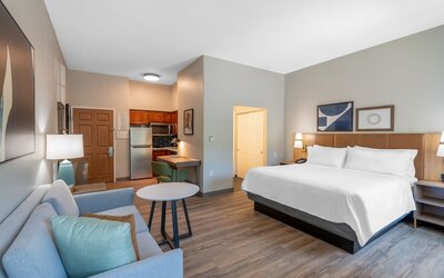 Staybridge Suites Phoenix - Glendale Sports Dist by IHG