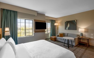 Staybridge Suites Phoenix - Glendale Sports Dist by IHG