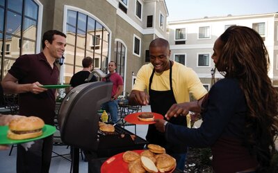 Staybridge Suites Phoenix - Glendale Sports Dist by IHG