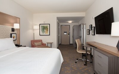 Holiday Inn Glendale - Stadium & Ent Dist by IHG