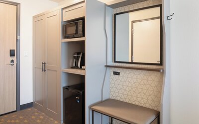 Holiday Inn Glendale - Stadium & Ent Dist by IHG