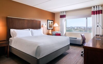 Four Points By Sheraton At Phoenix Mesa Gateway Airport