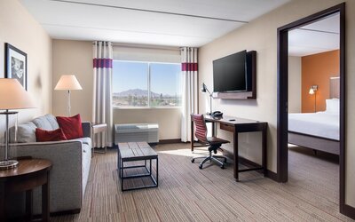 Four Points By Sheraton At Phoenix Mesa Gateway Airport