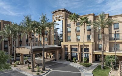 Hampton Inn & Suites Phoenix Glendale-Westgate