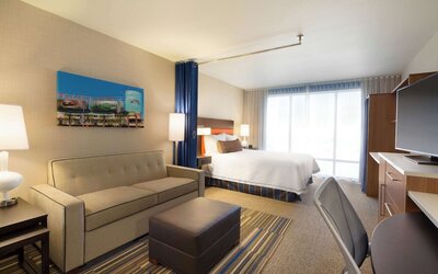 Home2 Suites by Hilton Glendale - Westgate