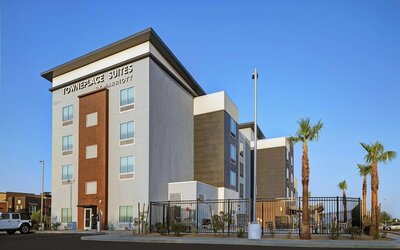 TownePlace Suites by Marriott Phoenix Glendale Sports & Entertainment District