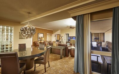 DoubleTree by Hilton Phoenix Mesa