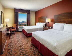 Hampton Inn & Suites Scottsdale at Talking Stick