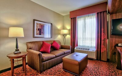 Hampton Inn & Suites Scottsdale at Talking Stick