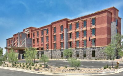 Hampton Inn & Suites Scottsdale at Talking Stick