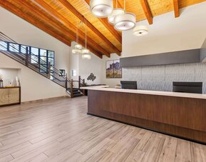 Days Inn & Suites by Wyndham Mesa Near Phoenix