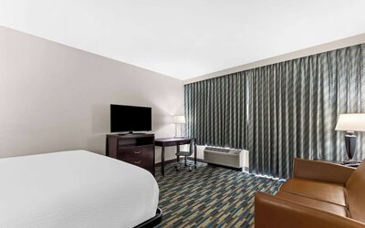 Days Inn & Suites by Wyndham Mesa Near Phoenix