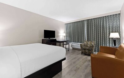 Days Inn & Suites by Wyndham Mesa Near Phoenix
